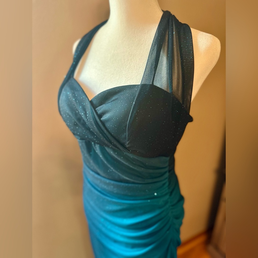 Formal Prom Homecoming Gown Blondie Nights by Stacy Sklar Blue Sparkly Ombré